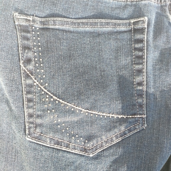 Lee pre-owned Classic Fit Women's Size 12 Jeans - Picture 3 of 8